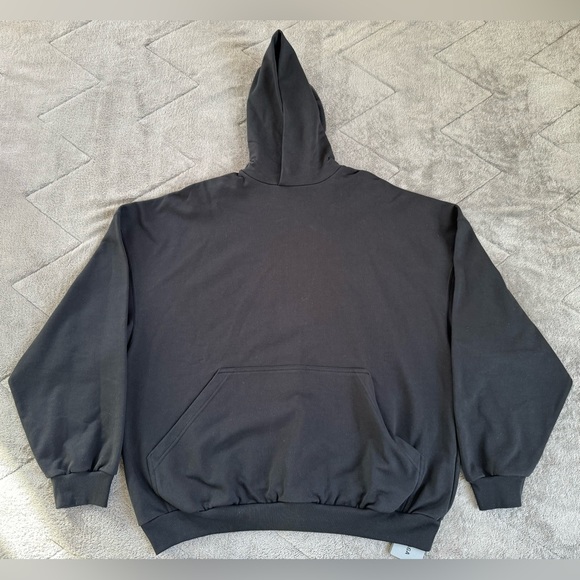 NEW🔥BALENCIAGA Gender Inclusive Beaded Back BB Logo Oversized Hoodie🔥 - Picture 7 of 10